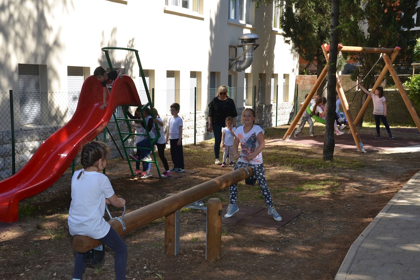 Otvorenje novog dječjeg igrališta u Labinu (2).jpg