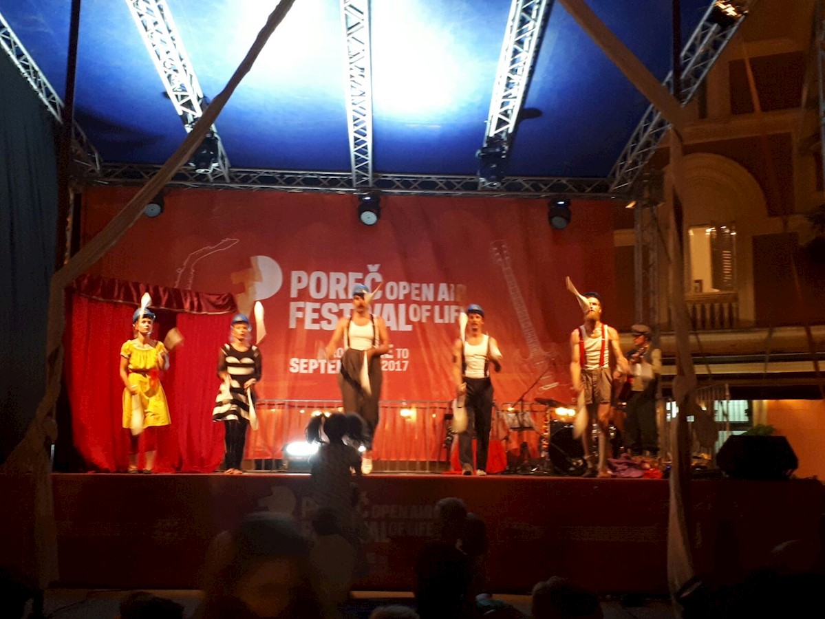 Circus in the City_Cabaret Show.jpg