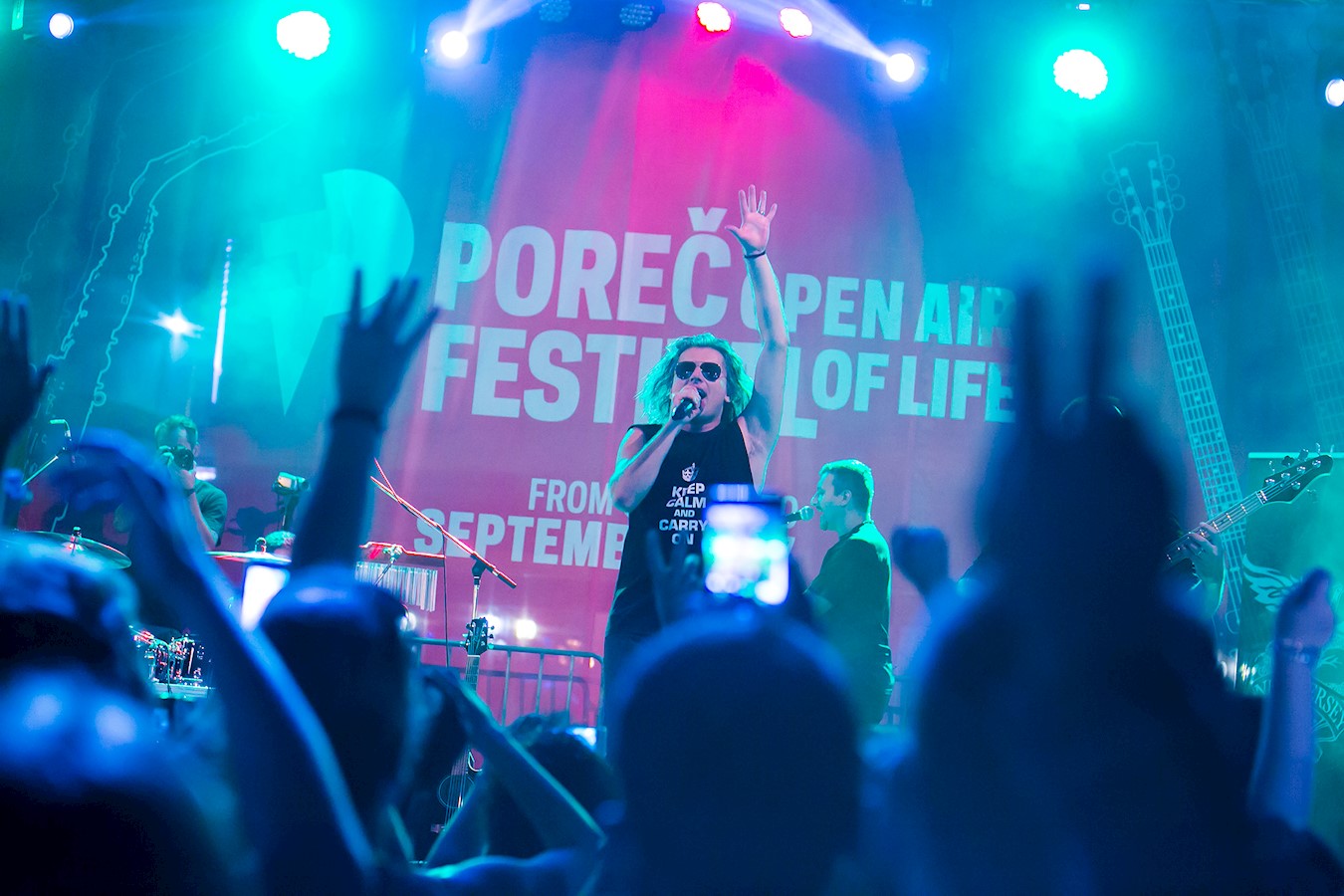 Porečka Riva plesala uz žestoke ritmove Bon Jovija (10).jpg