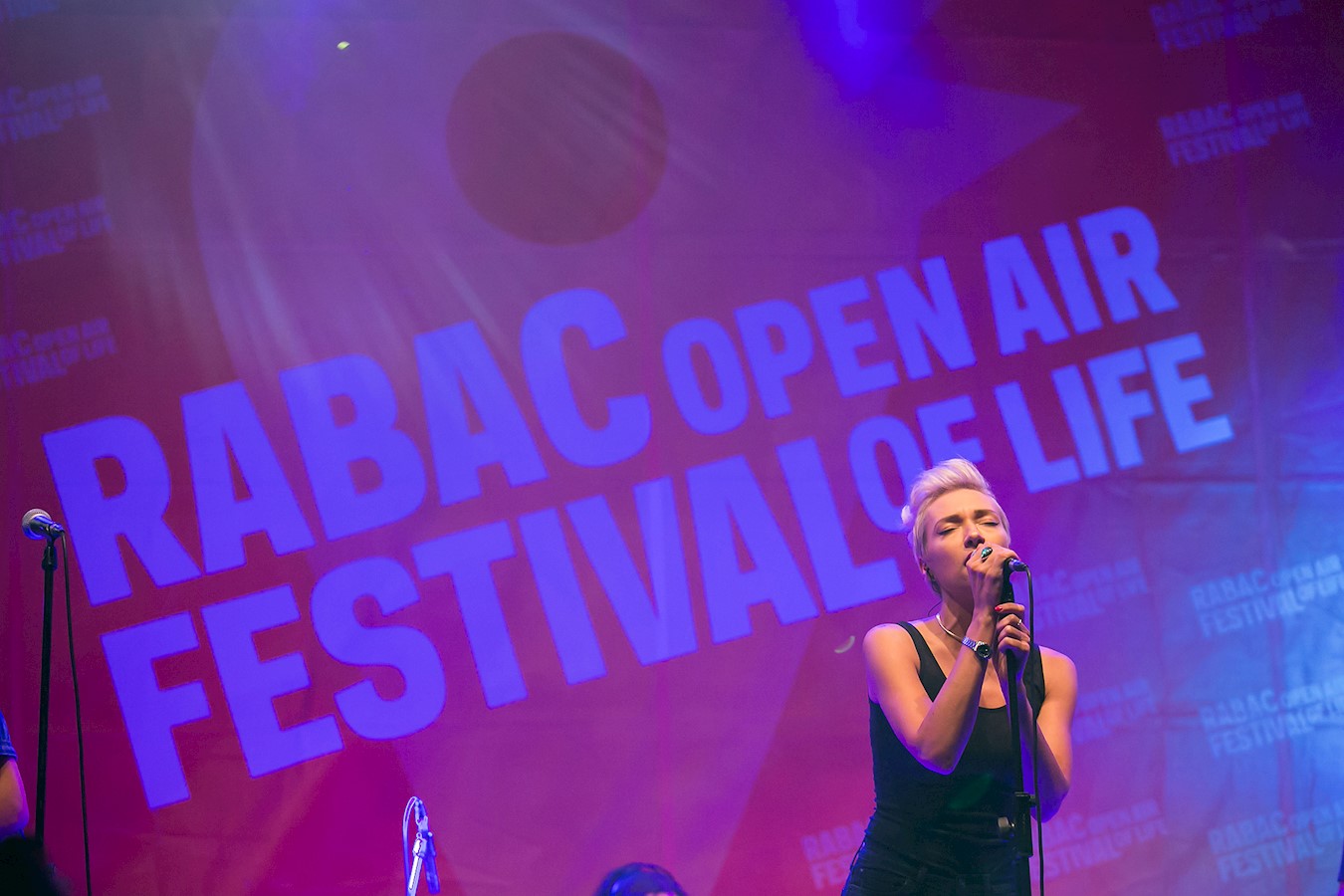 Energični Elemental zatvorio prvi Rabac Open Air (4).jpg