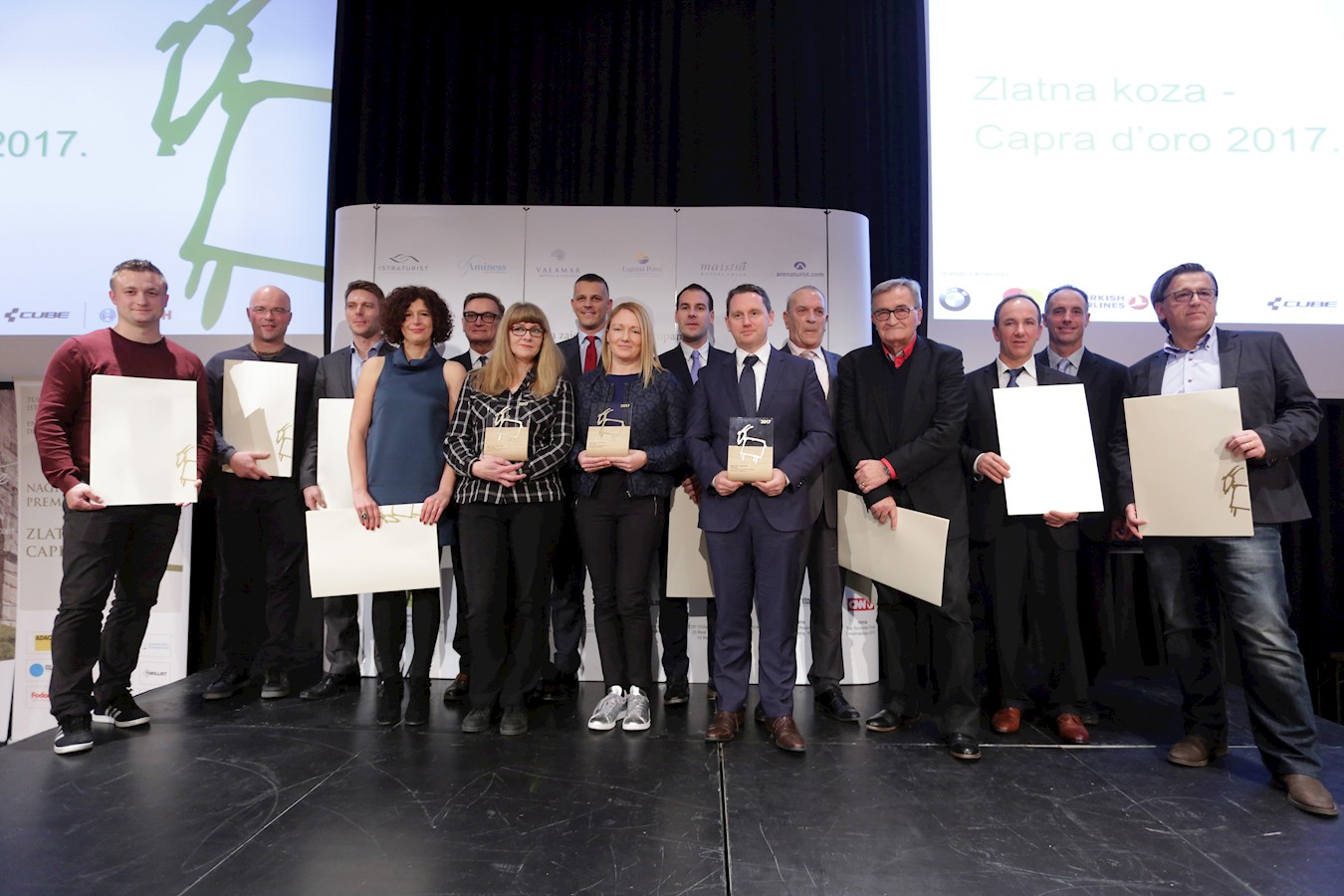 Predsjednik Uprave Valamara dobitnik nagrade Zlatna koza  (3).jpg