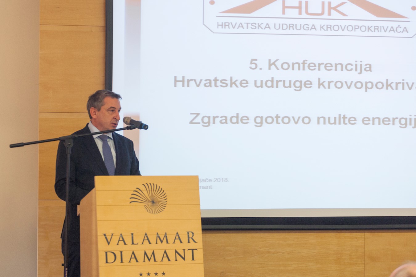 Konferencija Hrvatske udruge krovopokrivača _Valamar Diamant_1.jpg