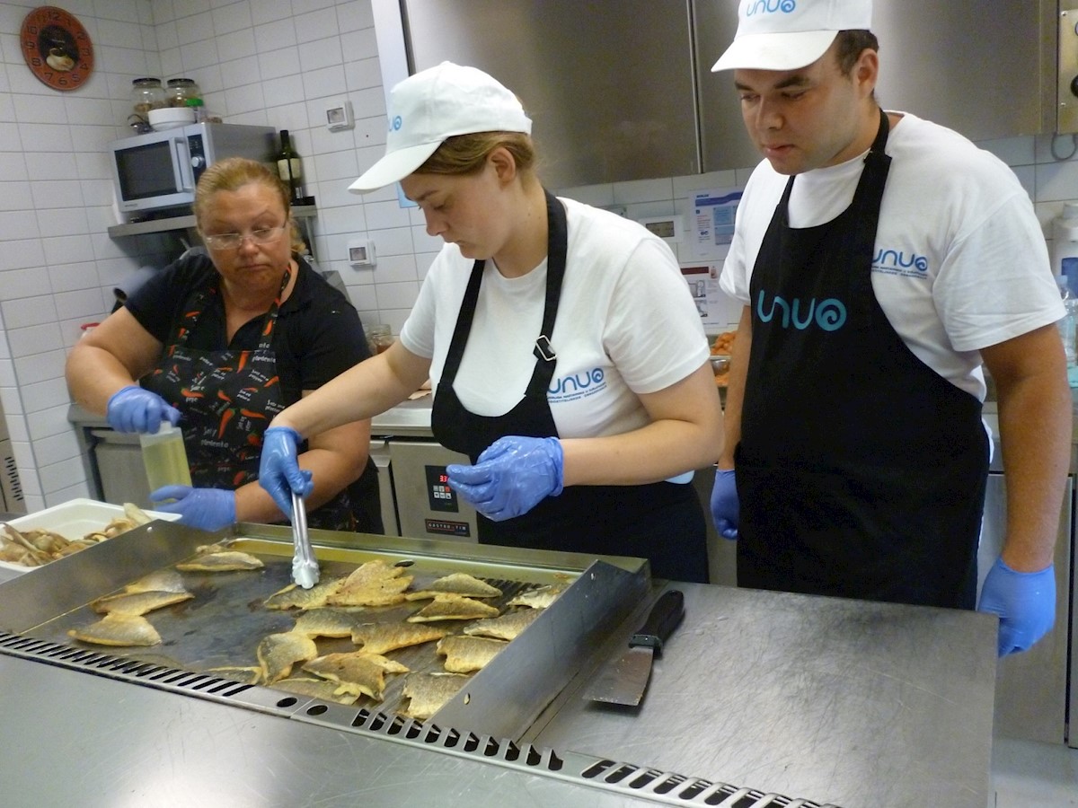 Priprema toplog obroka za zaposlenike Valamarove Upravne zgrade u Poreču.JPG