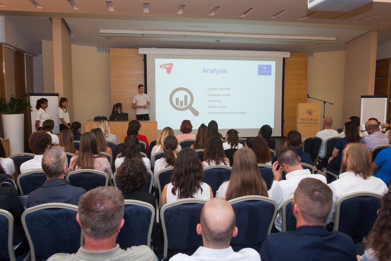 Valamar ugostio više od 70 studenata iz Švicarske (3).jpg