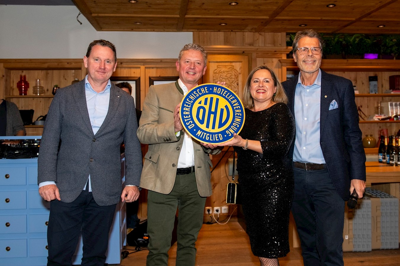 Željko Kukurin, predsjednik Uprave Valamara, Franz Lanschuetzer, predsjednik Nadzornog odbora Valamara, Verena Radlgruber-Forstinger, Managing D.jpg