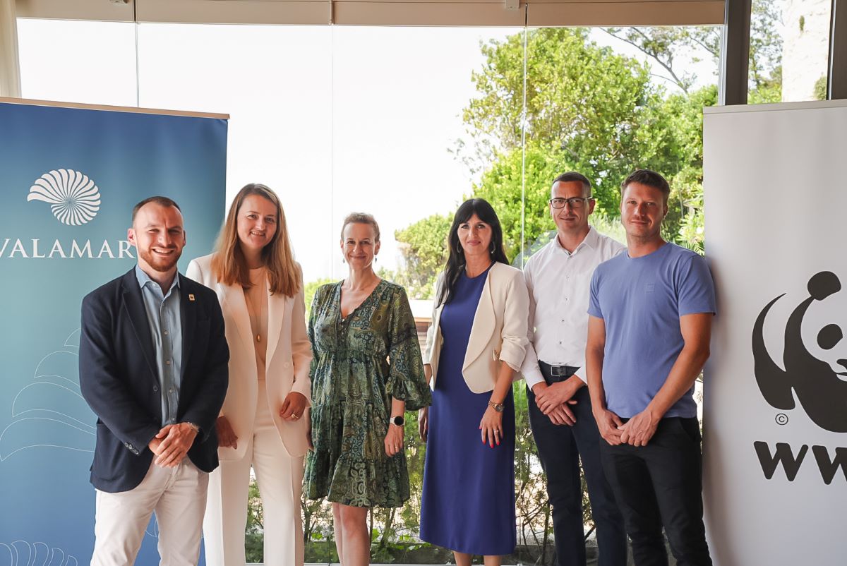 Zajednička fotografija.jpg