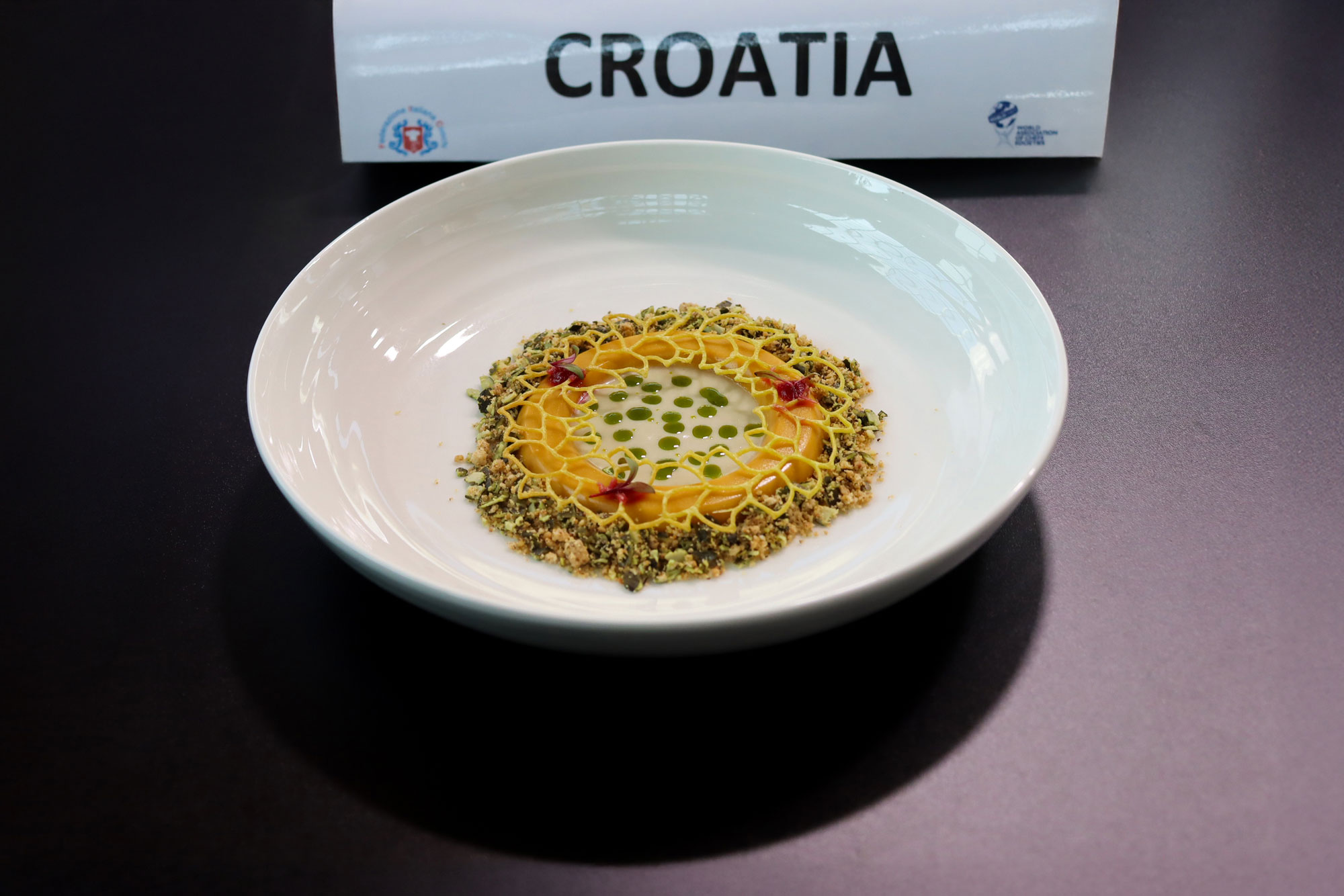 Patrik Prnjak i Josipa Burzelić predjelo.jpg