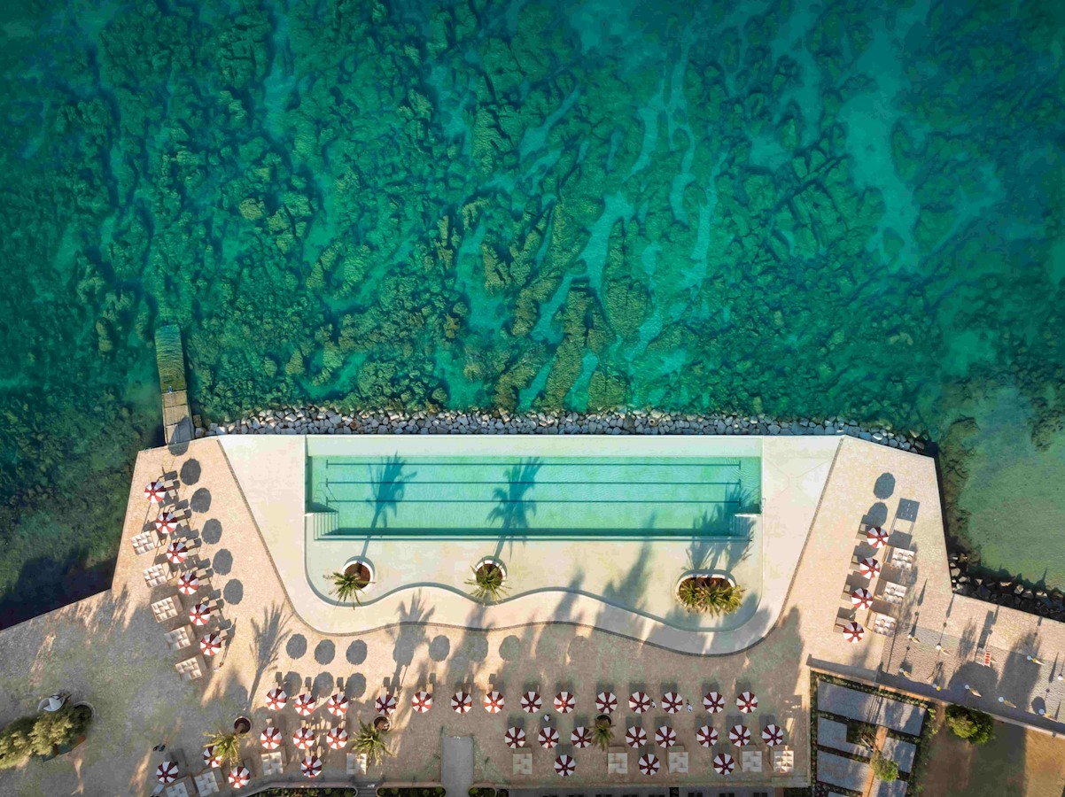 Pical Resort, Valamar Collection_Infinity pool by the sea_3.jpg
