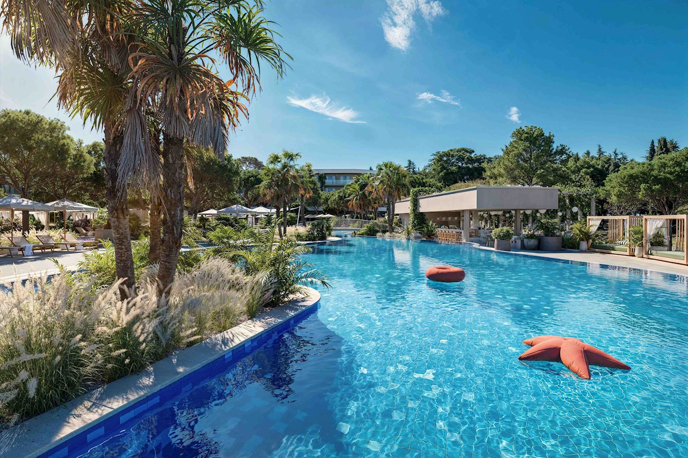 Pical Resort, Valamar Collection_outdoor pool_04.jpg